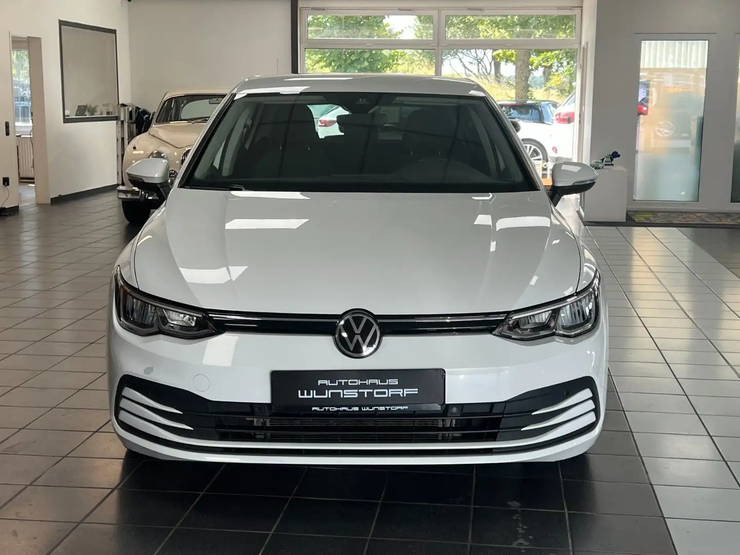 Volkswagen Golf VIII Lim. Life 2.0 TDI/ACC/LED/CAM/NAVI/SHZ Blanco - 2
