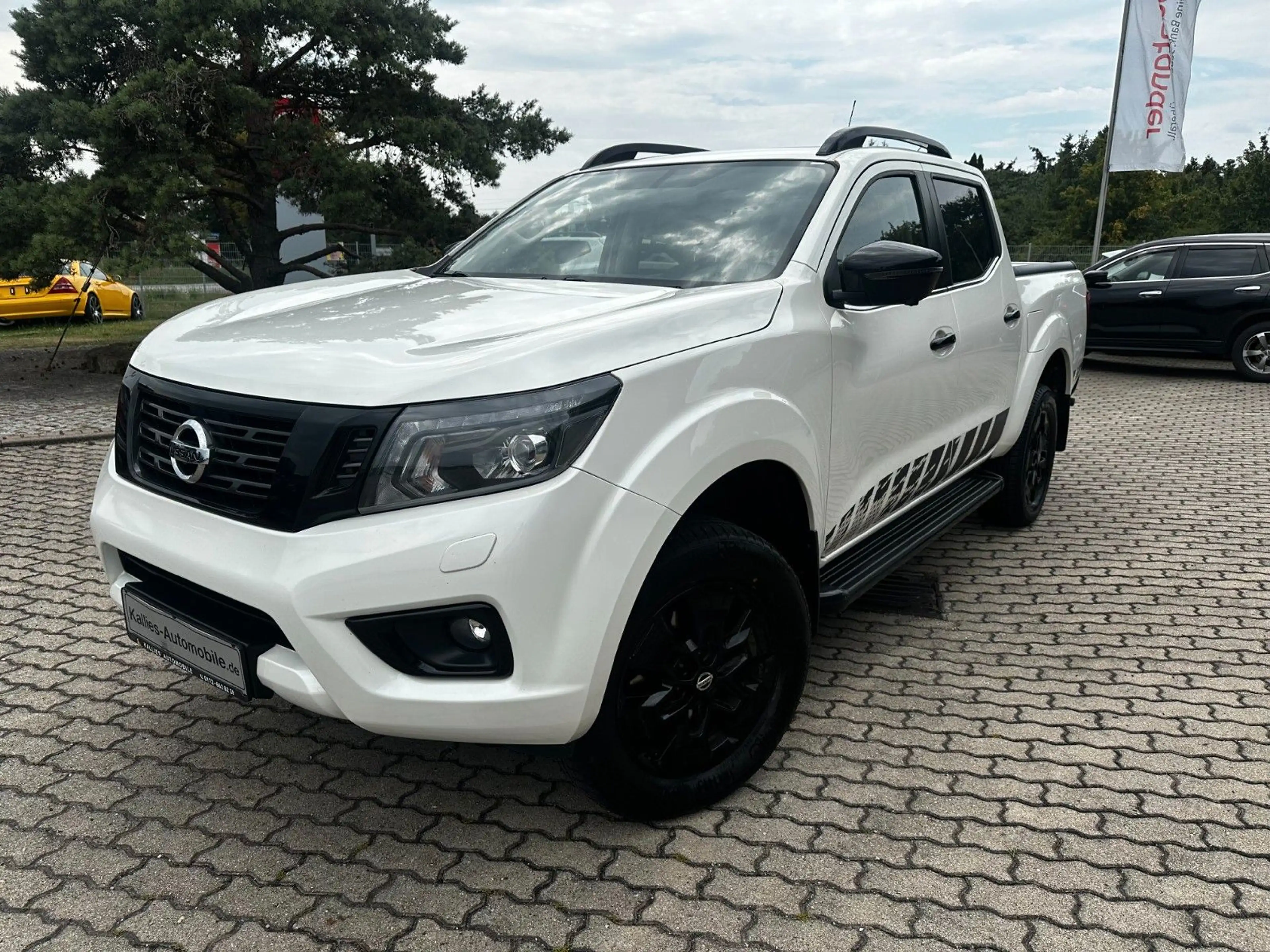 Nissan Navara NP300 Acenta King Cab 4x4