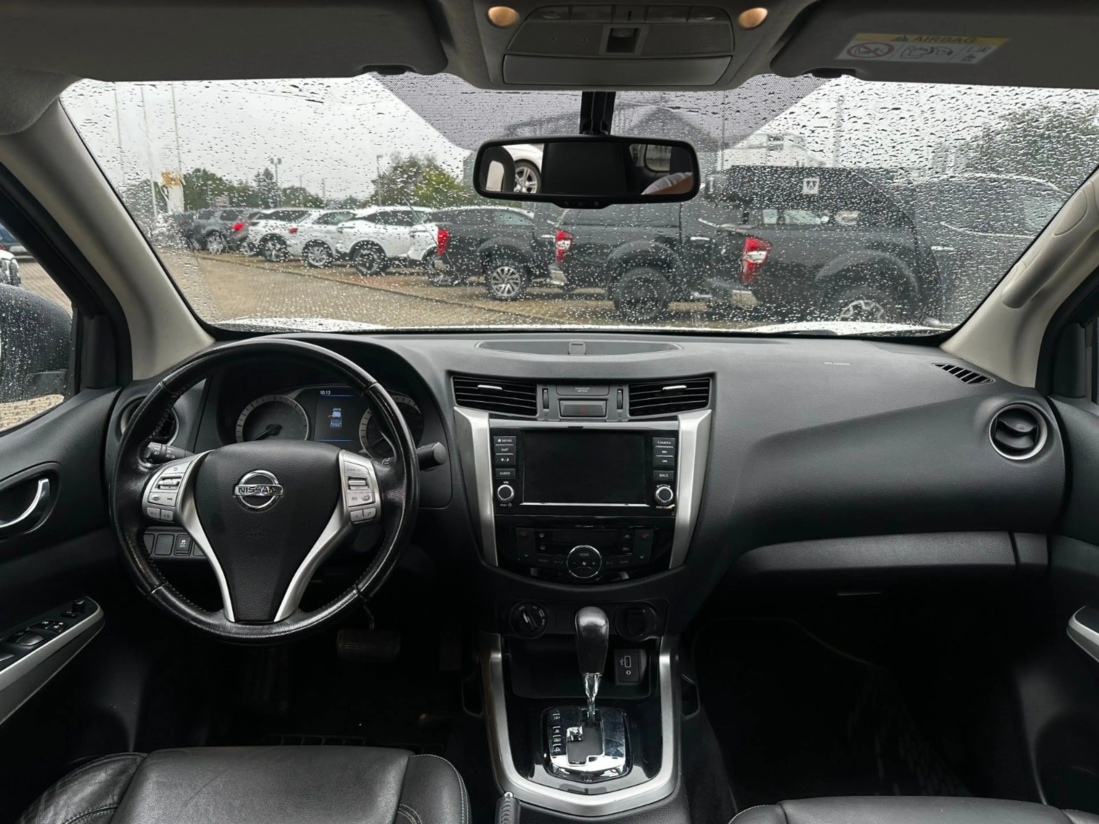 Nissan Navara NP300 Acenta King Cab 4x4 — photo 8