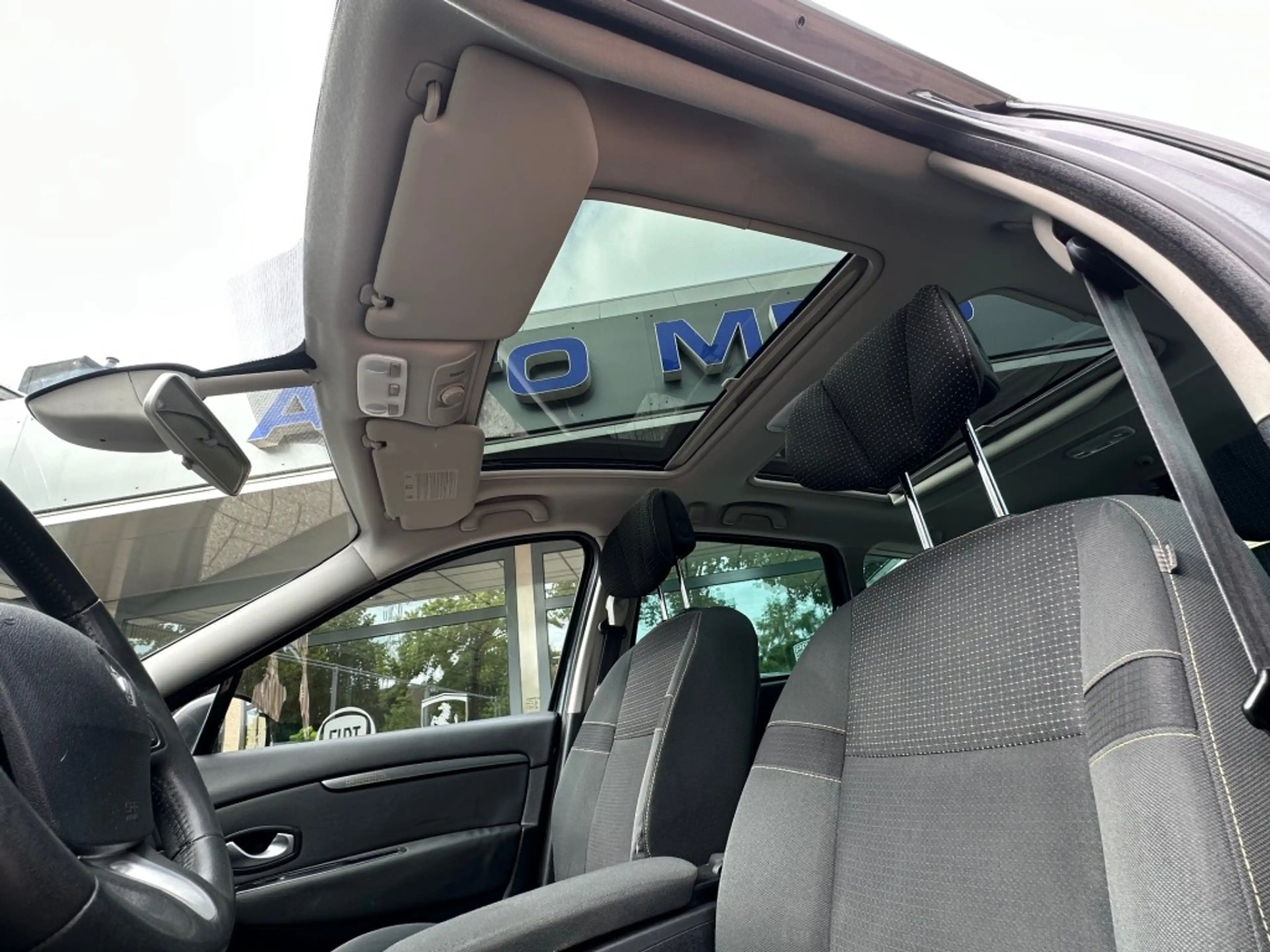 Renault Scenic 2.0 Expression 7 P. Automaat Navi panorama Cruis — photo 28