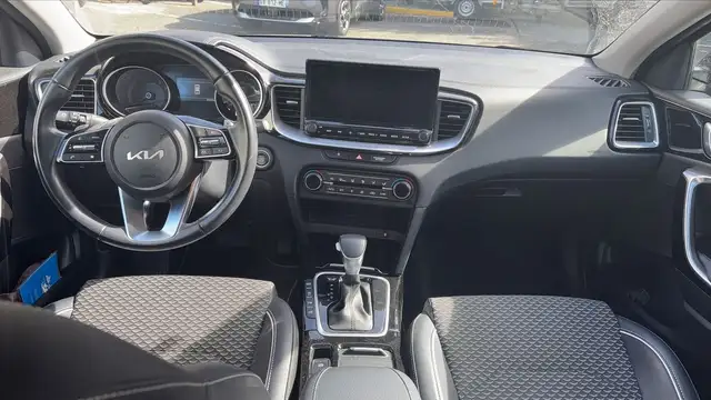 Kia Unknown Model view 11
