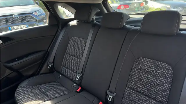 Kia Unknown Model view 9