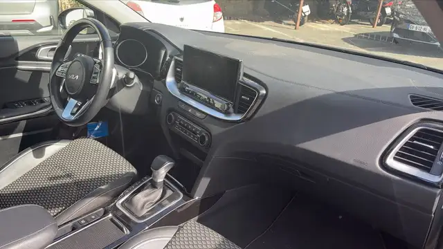 Kia Unknown Model view 10