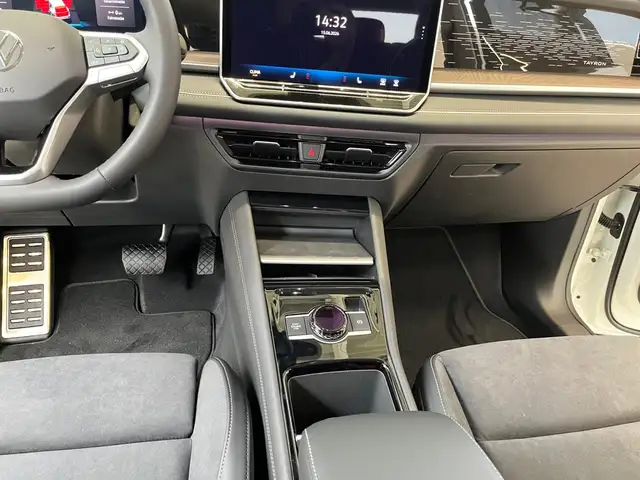 Volkswagen Tayron view 9