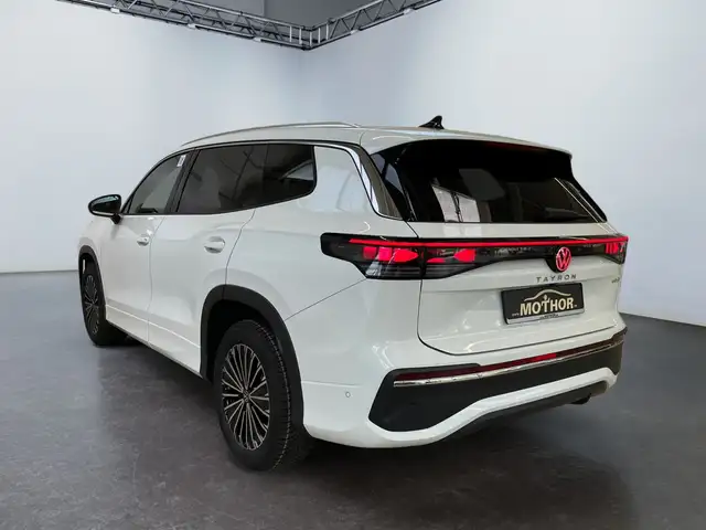 Volkswagen Tayron view 4