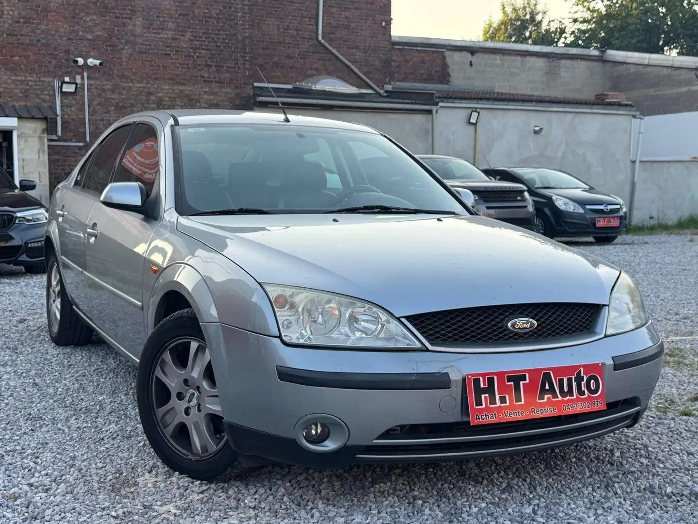Ford Mondeo 2.0 Turbo DCi Ghia Vert - 2