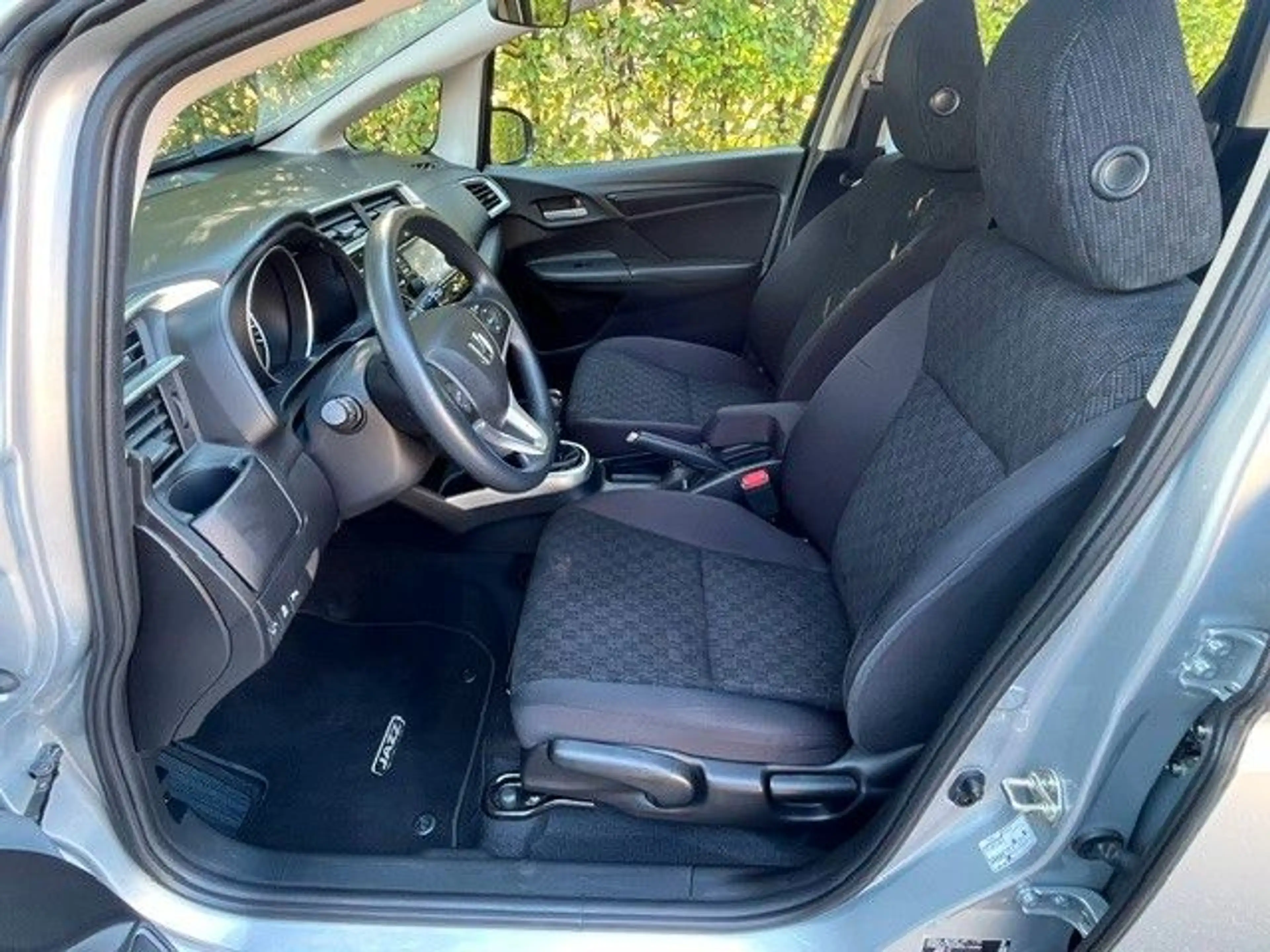 Honda Jazz Trend*Tempomat*Sitzheizung*PDC — photo 9