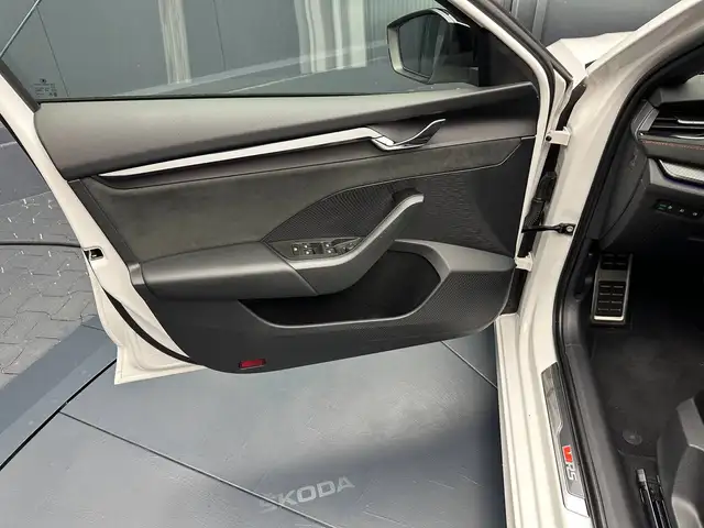 Skoda Octavia view 14