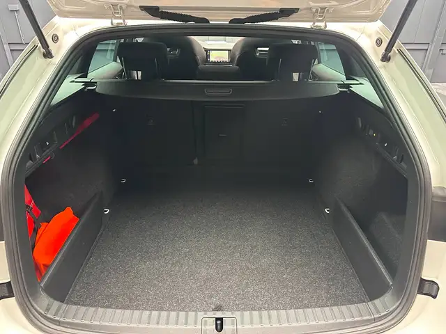 Skoda Octavia view 29
