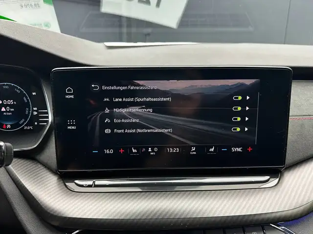 Skoda Octavia view 25