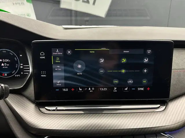 Skoda Octavia view 22