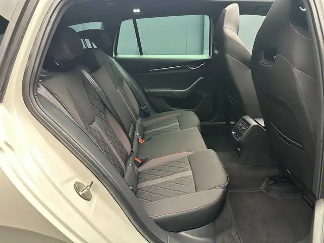 Skoda Octavia view 27