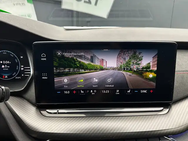 Skoda Octavia view 23