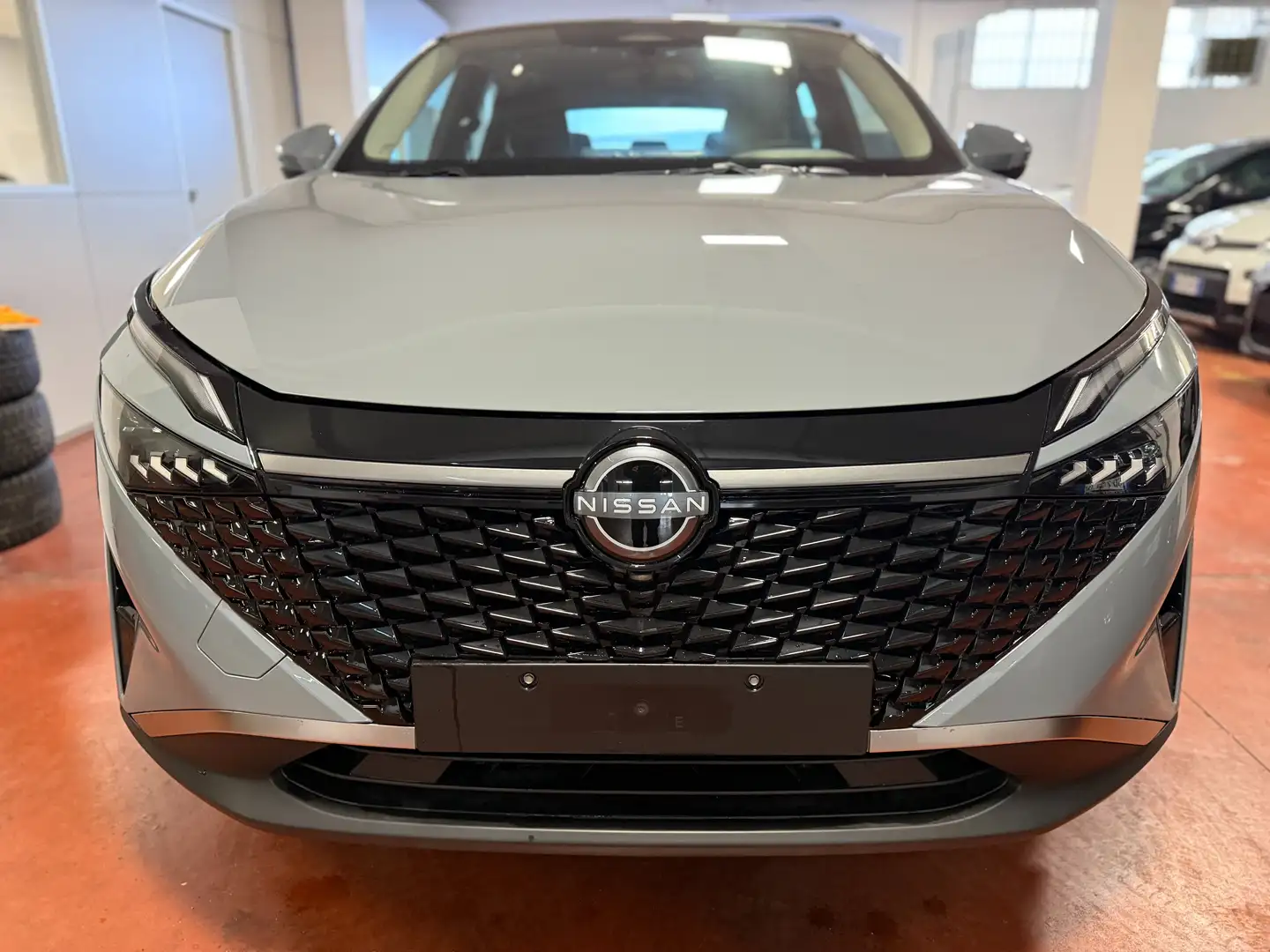 Nissan Qashqai Qashqai NEW MODEL 1.3 mhev ACENTA 140 cv Grigio - 2