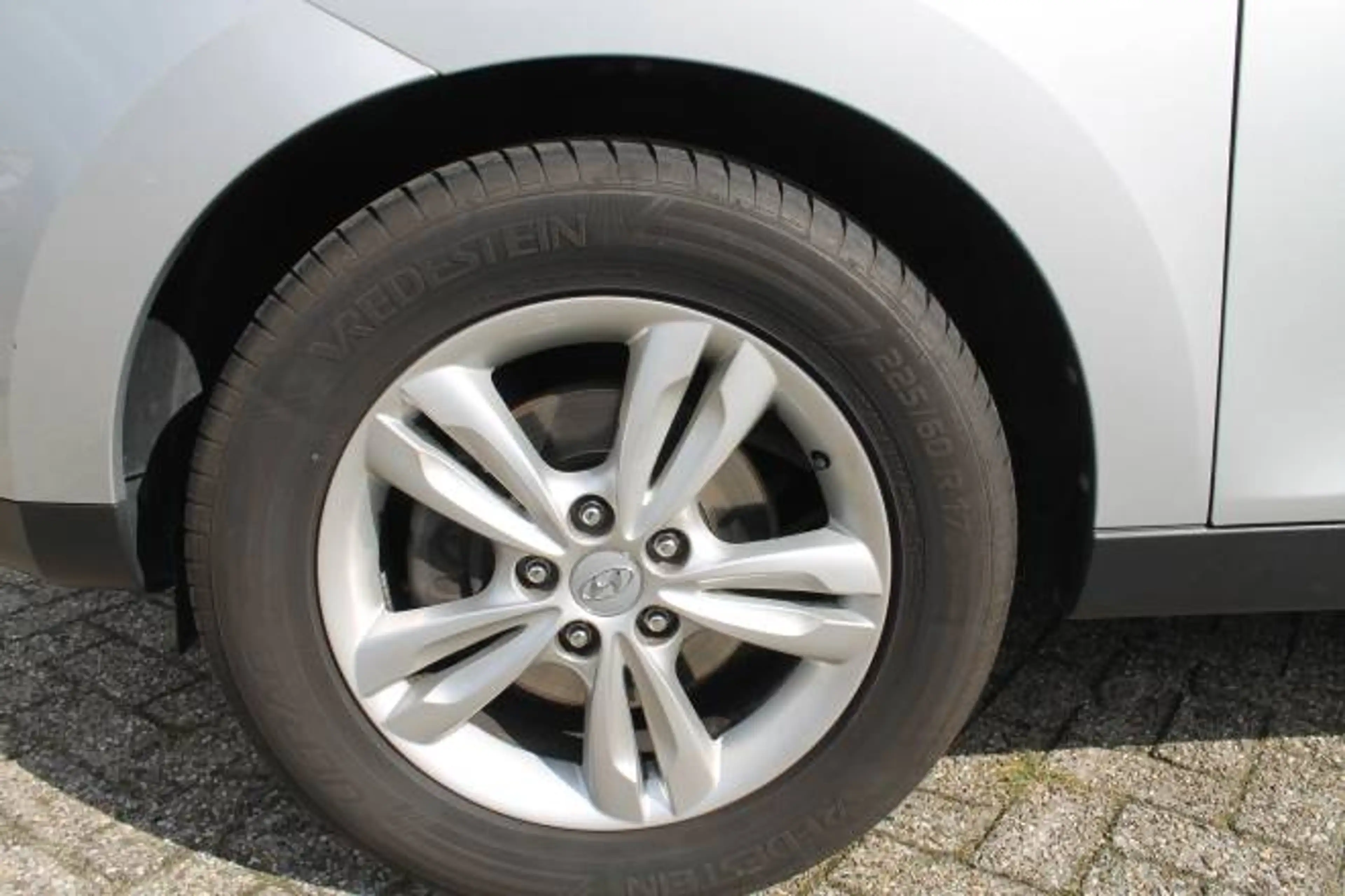Hyundai iX35 2.0i CVVT 163pk Aut. — photo 17