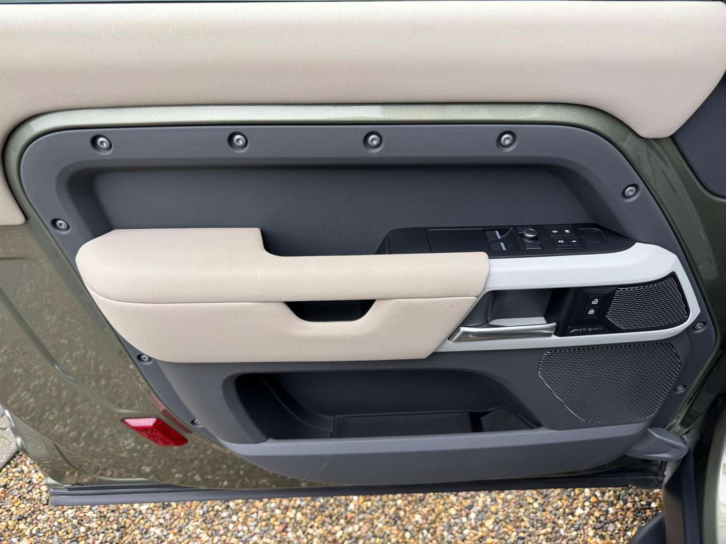 Land Rover Defender HSE P400 MHEV -  - Joinsteer - #5