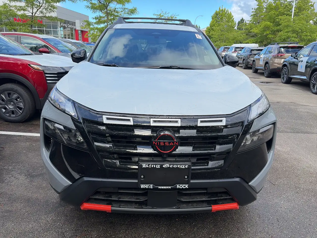 Nissan Rogue снимка Nissan Rogue