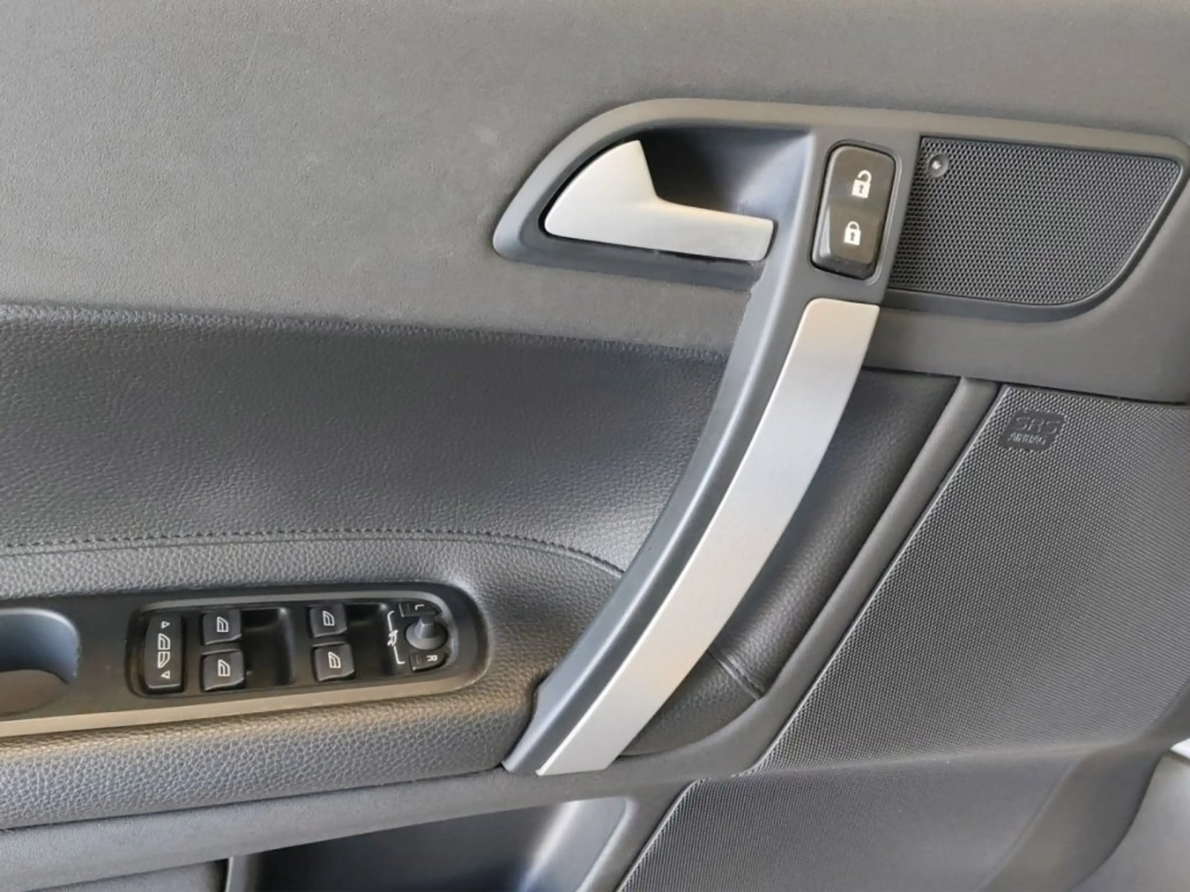 Volvo C70 C70 — photo 7