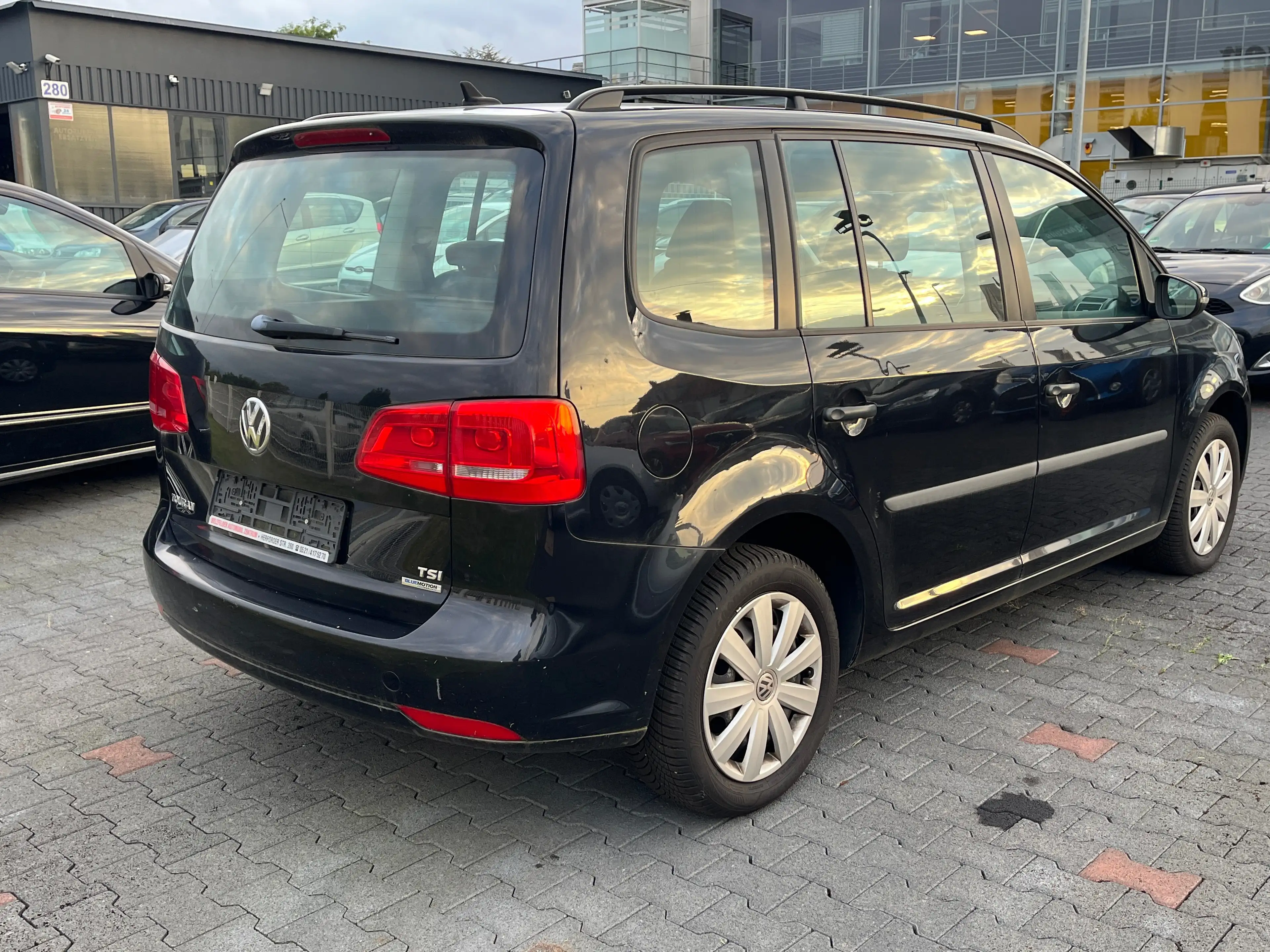 Volkswagen Touran Trendline/Klima/Sitzheizung/AUX/Isofix — photo 4