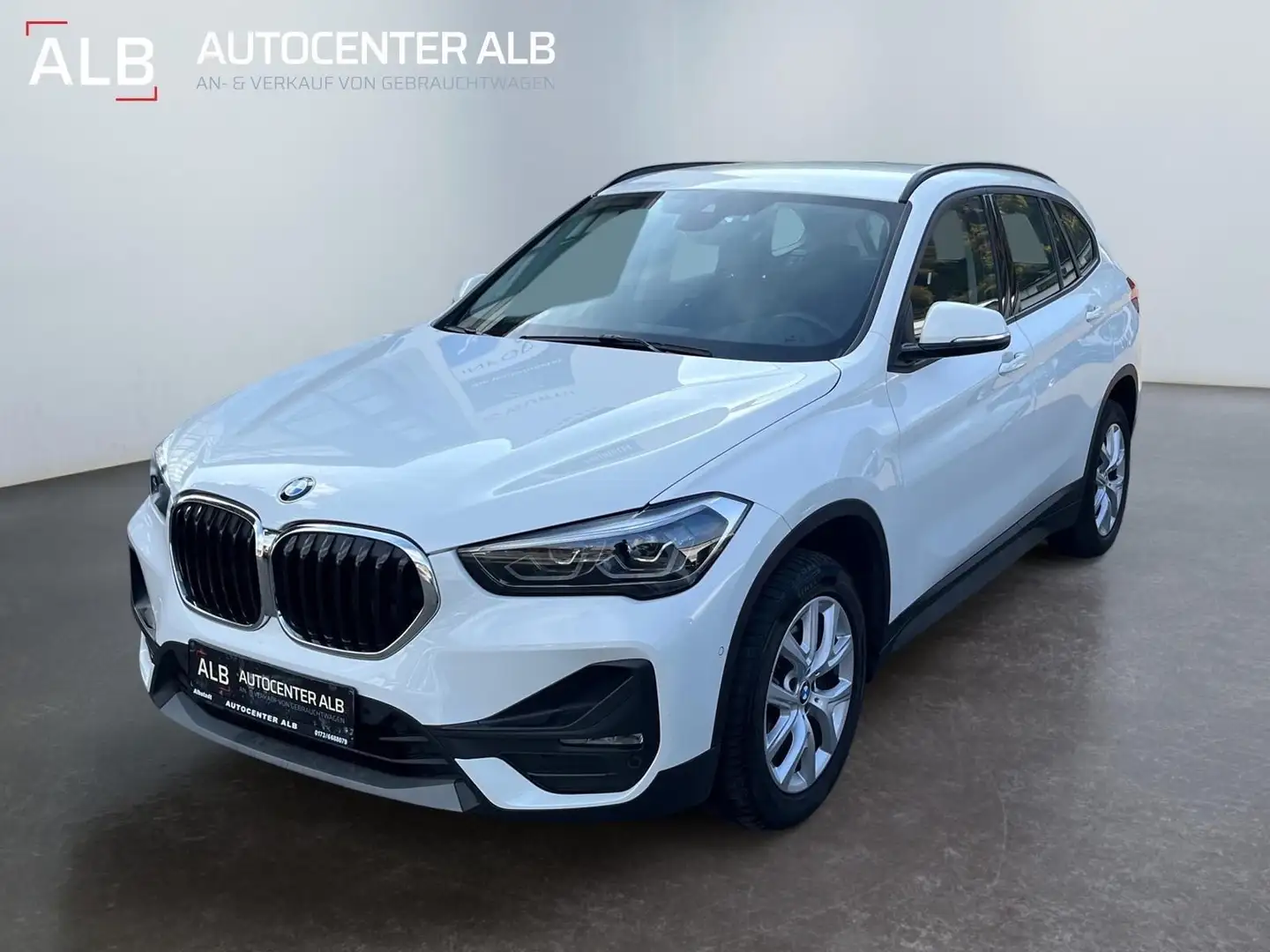 BMW X1 sDrive 18 d Advantage/AUTOMATIK/1.HAND/23.TKM Weiß - 1