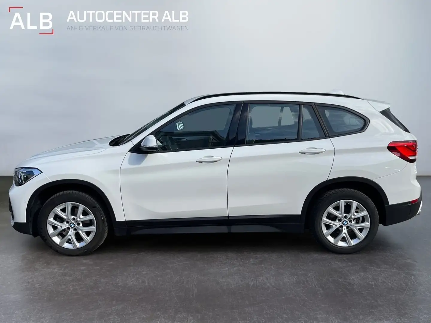 BMW X1 sDrive 18 d Advantage/AUTOMATIK/1.HAND/23.TKM Weiß - 2
