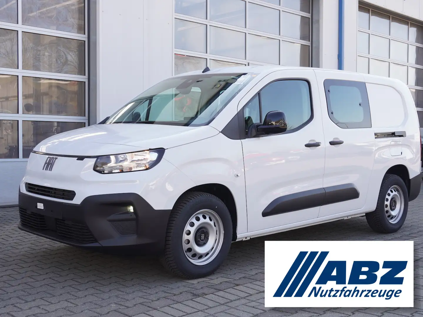 Fiat Doblo Maxi MultiCab / 5-Sitzer 10-Zoll-Navi Weiß - 1