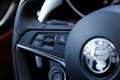 Alfa Romeo Giulia 2.0 T 280PK AWD Veloce Aut.*NL-Auto*Perfect Onderh Grau - thumbnail 36