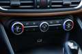 Alfa Romeo Giulia 2.0 T 280PK AWD Veloce Aut.*NL-Auto*Perfect Onderh Grau - thumbnail 44