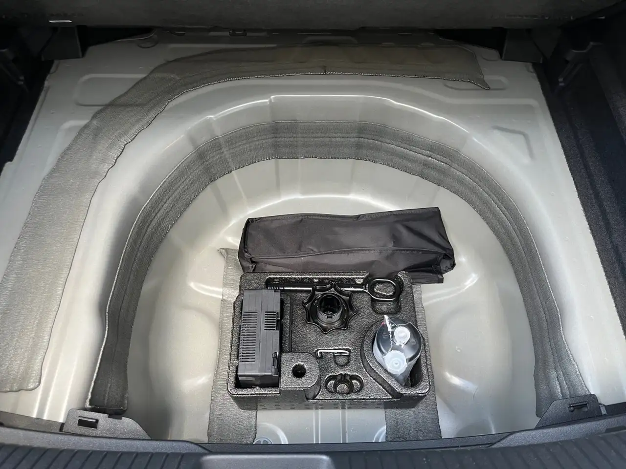 Volkswagen Taigo 1.0 TSI App-Connect Sitzheizung Tempomat 16