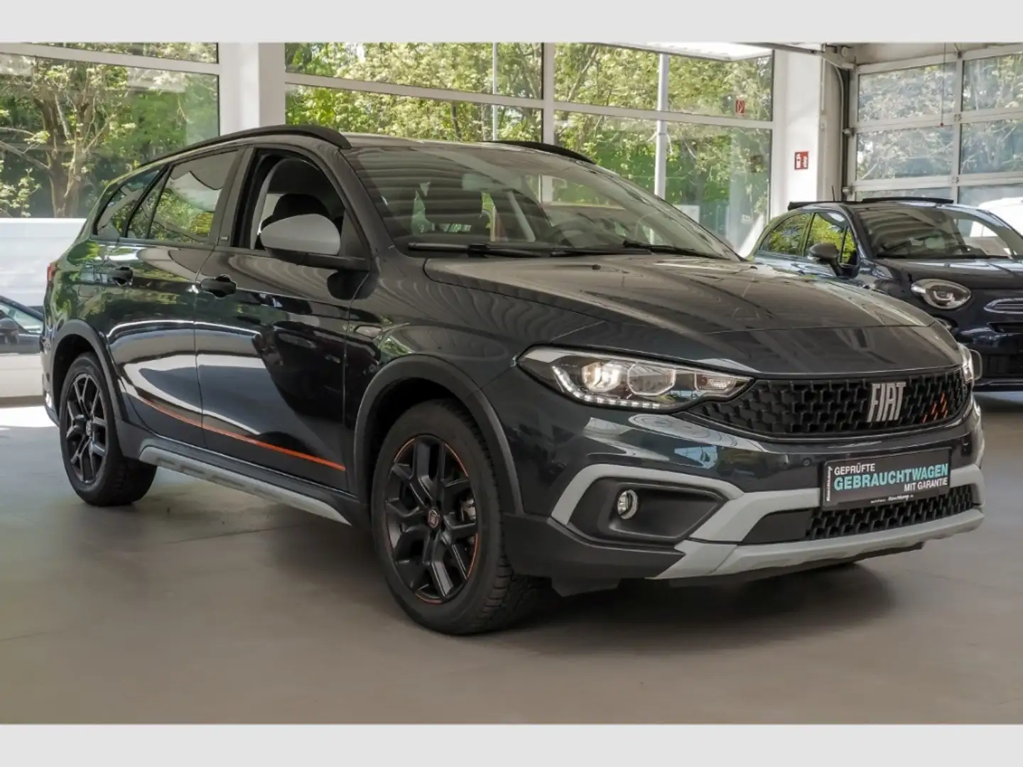 Fiat Tipo Kombi GARMIN RückKam PDC Klimaauto LM LED Apple Ca Grün - 2