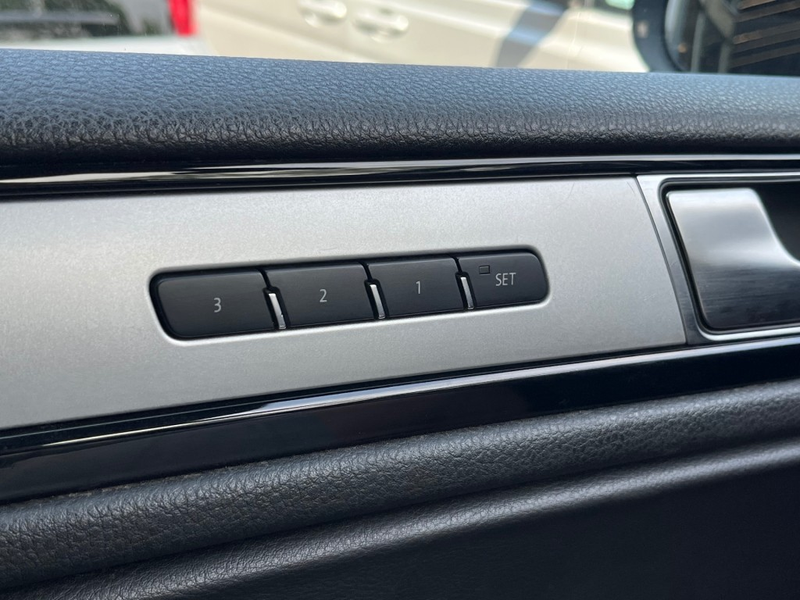 Volkswagen Touareg 3.0 TDI R-LINE 262PK / SCHUIFDAK / LEDER / NAVI / — photo 14