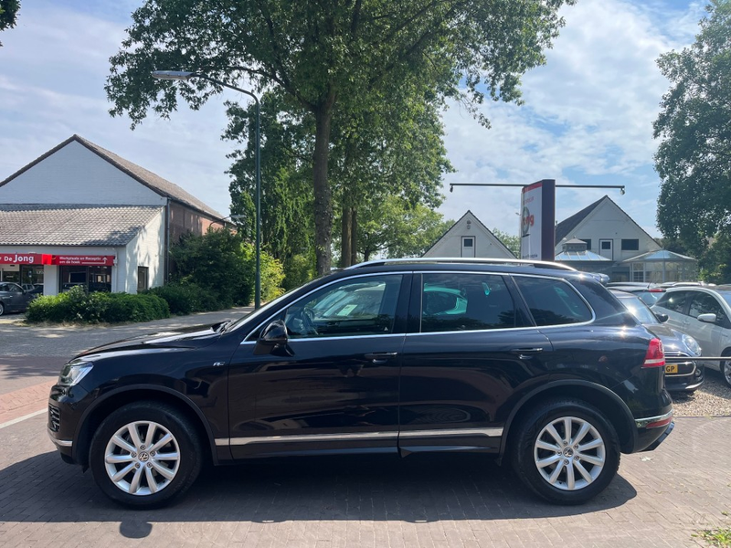 Volkswagen Touareg 3.0 TDI R-LINE 262PK / SCHUIFDAK / LEDER / NAVI / — photo 3