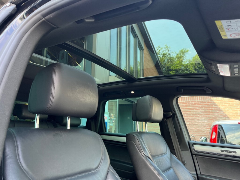 Volkswagen Touareg 3.0 TDI R-LINE 262PK / SCHUIFDAK / LEDER / NAVI / — photo 8