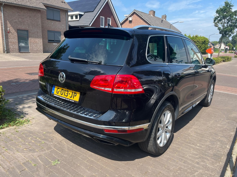 Volkswagen Touareg 3.0 TDI R-LINE 262PK / SCHUIFDAK / LEDER / NAVI / — photo 6