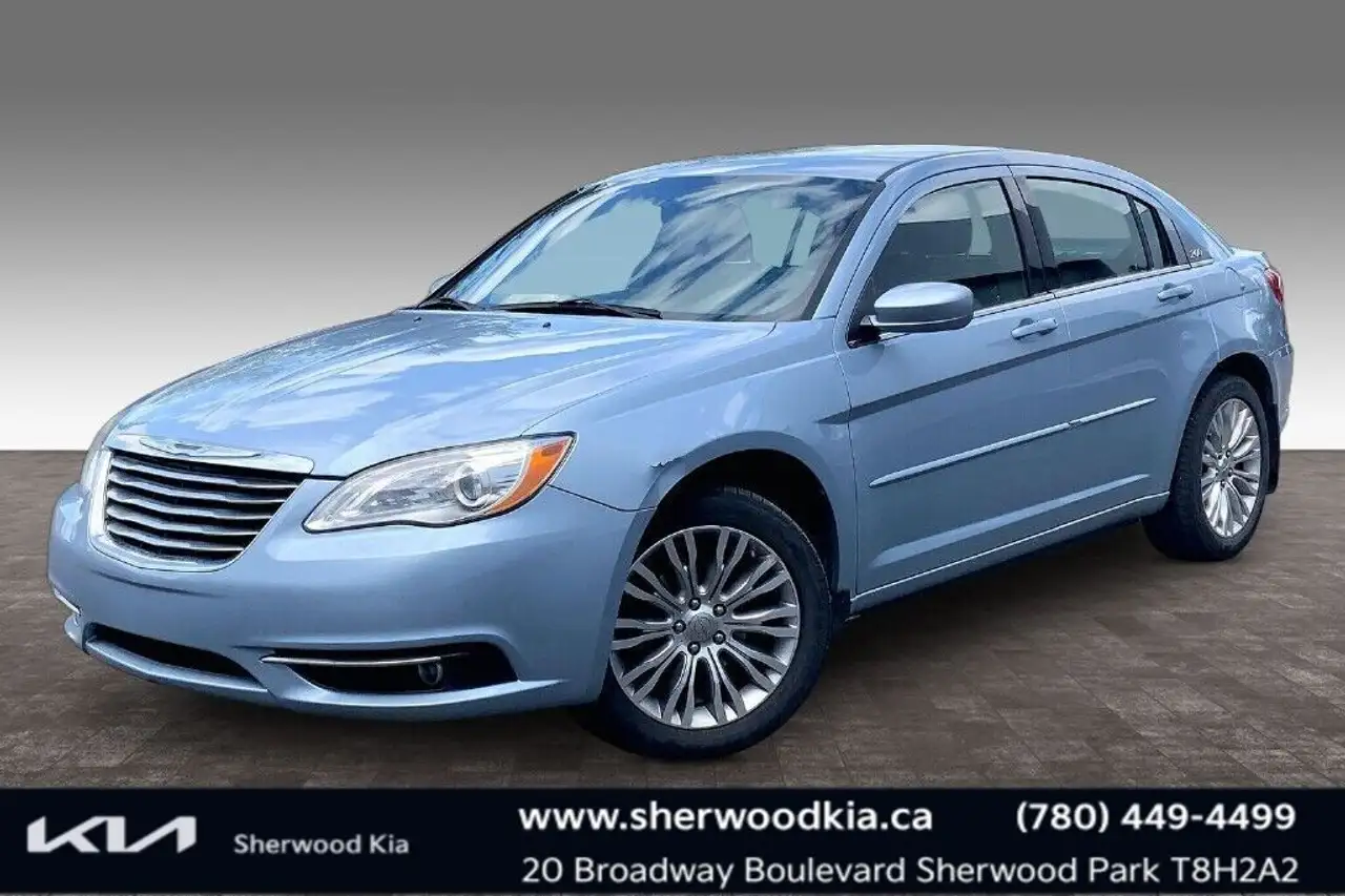 2013 Chrysler 200