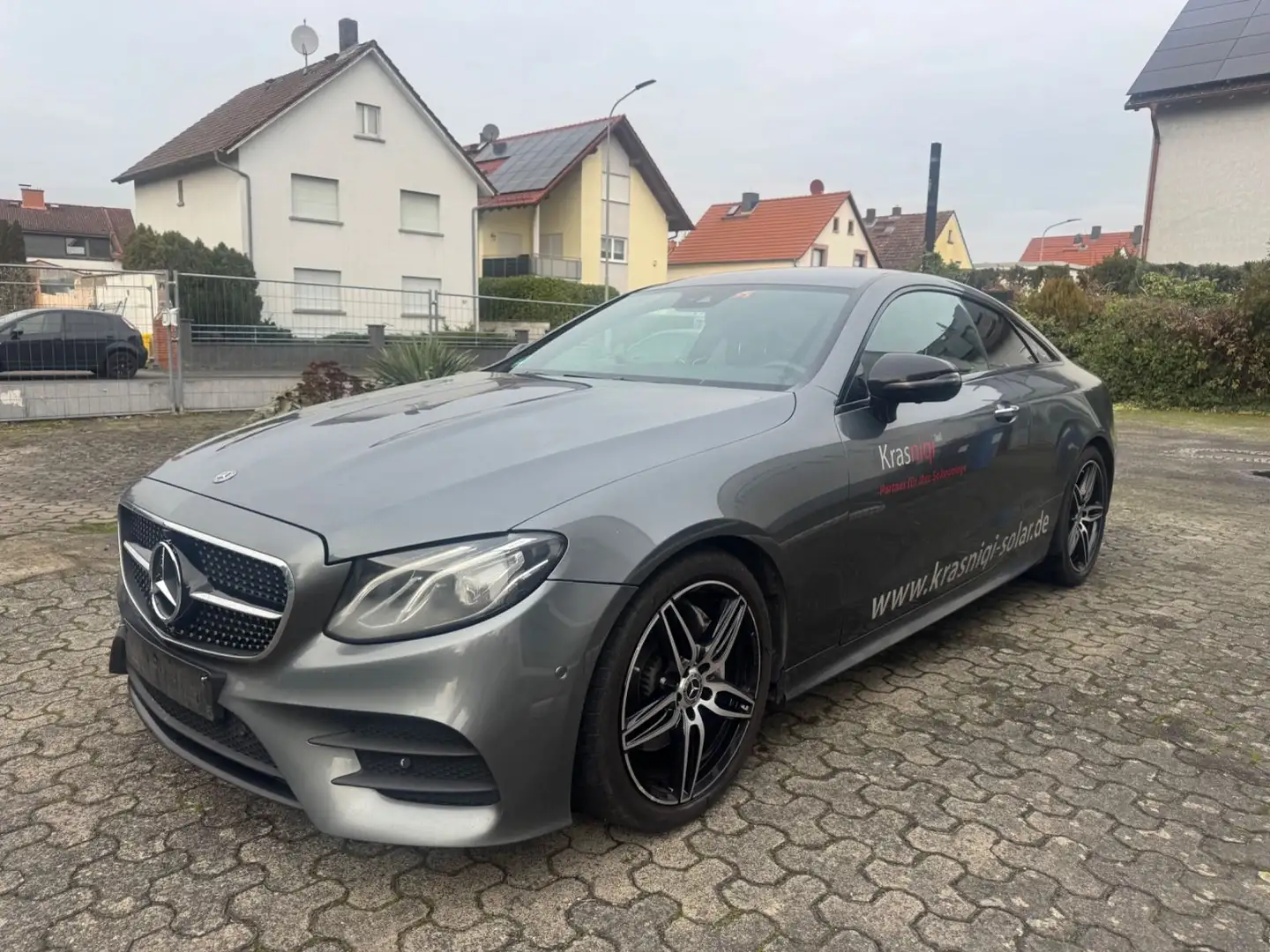 Mercedes-Benz E 220 d Coupe*AMG*Burmester*360*NightPaket Grau - 1
