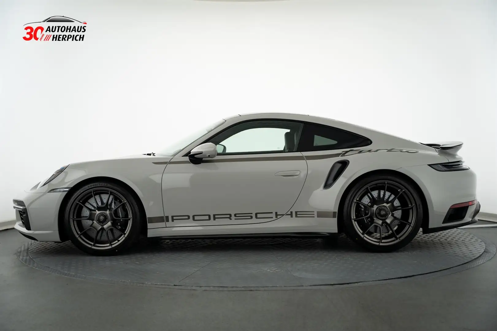 Porsche 992 Turbo 50 Kreide Turbonit Burmester Pano Lift Gris - 2