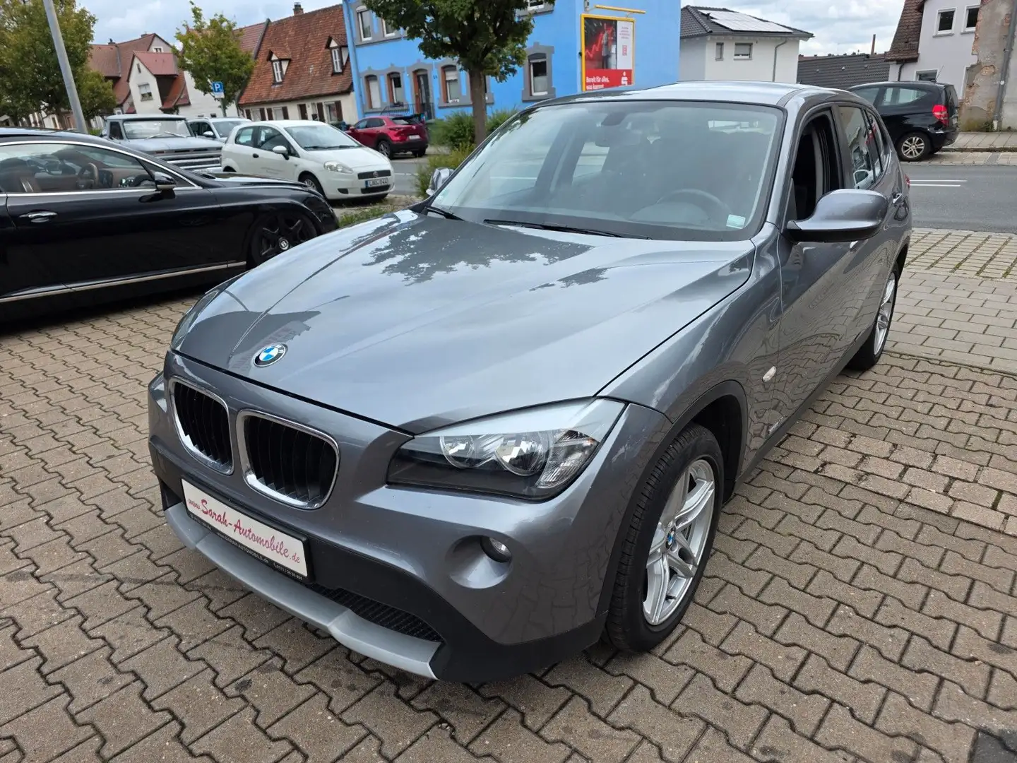BMW X1 Baureihe X1 18 i sDrive 2.Hand 77.200 Km !! Grau - 1