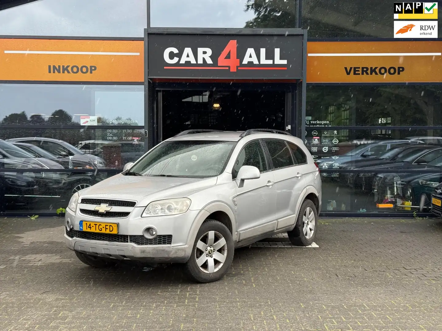 Chevrolet Captiva 2.4 Intro Edition 2WD APK 5-5-26/LPG3/STLVRM Gri - 1