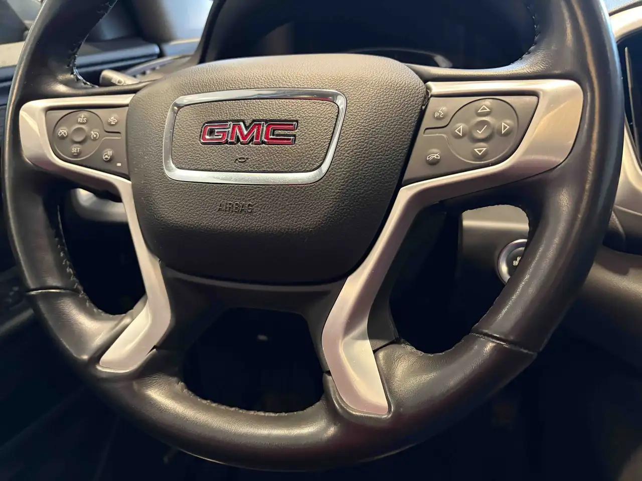 GMC Terrain photo GMC Terrain
