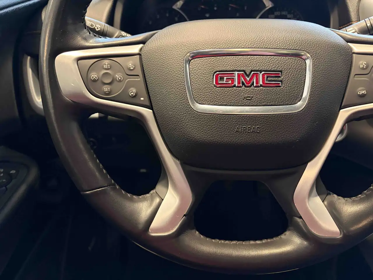 GMC Terrain photo GMC Terrain