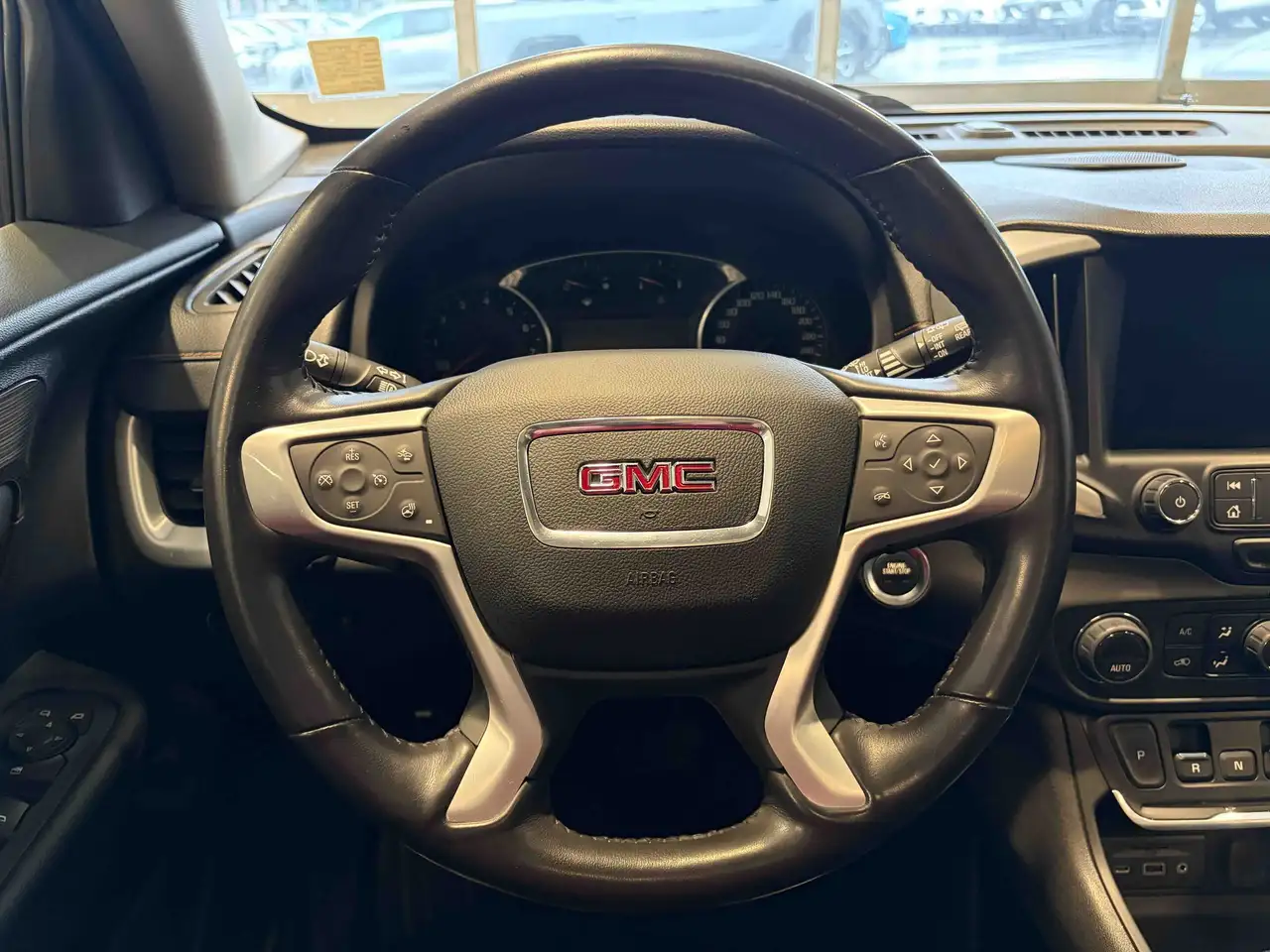 GMC Terrain photo GMC Terrain