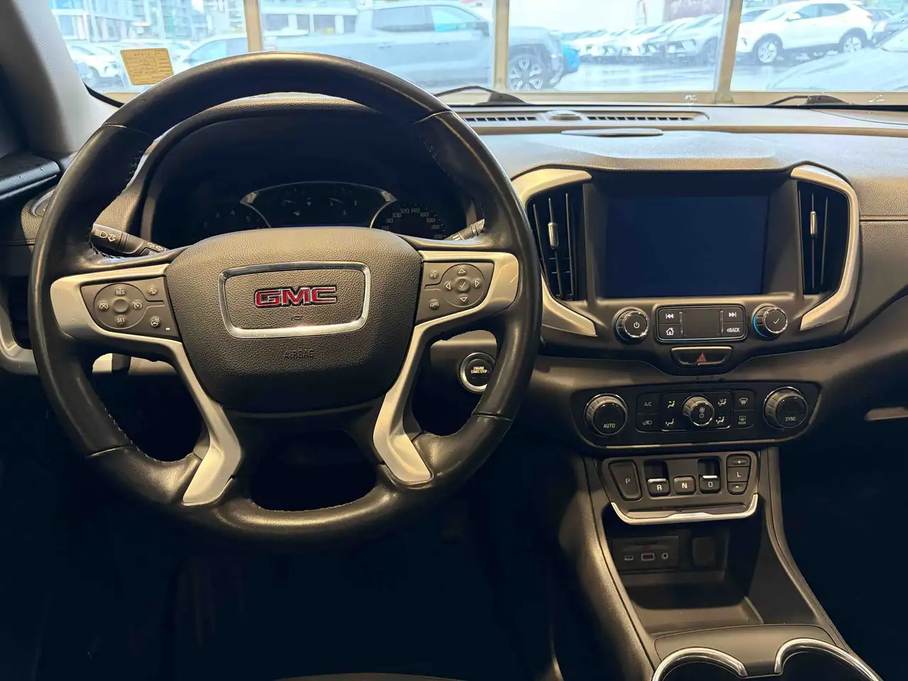 GMC Terrain photo GMC Terrain