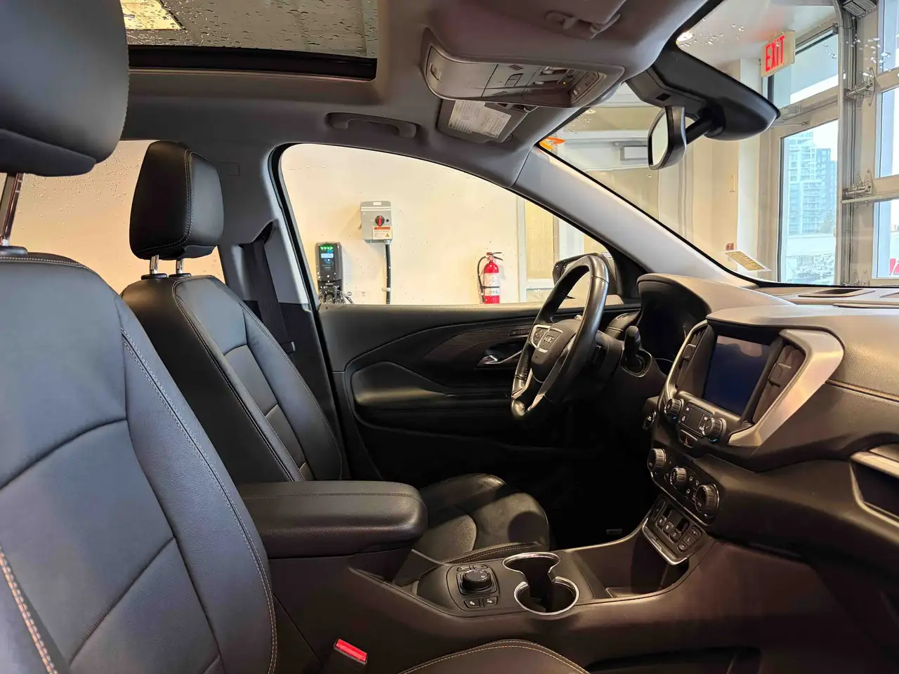 GMC Terrain photo GMC Terrain