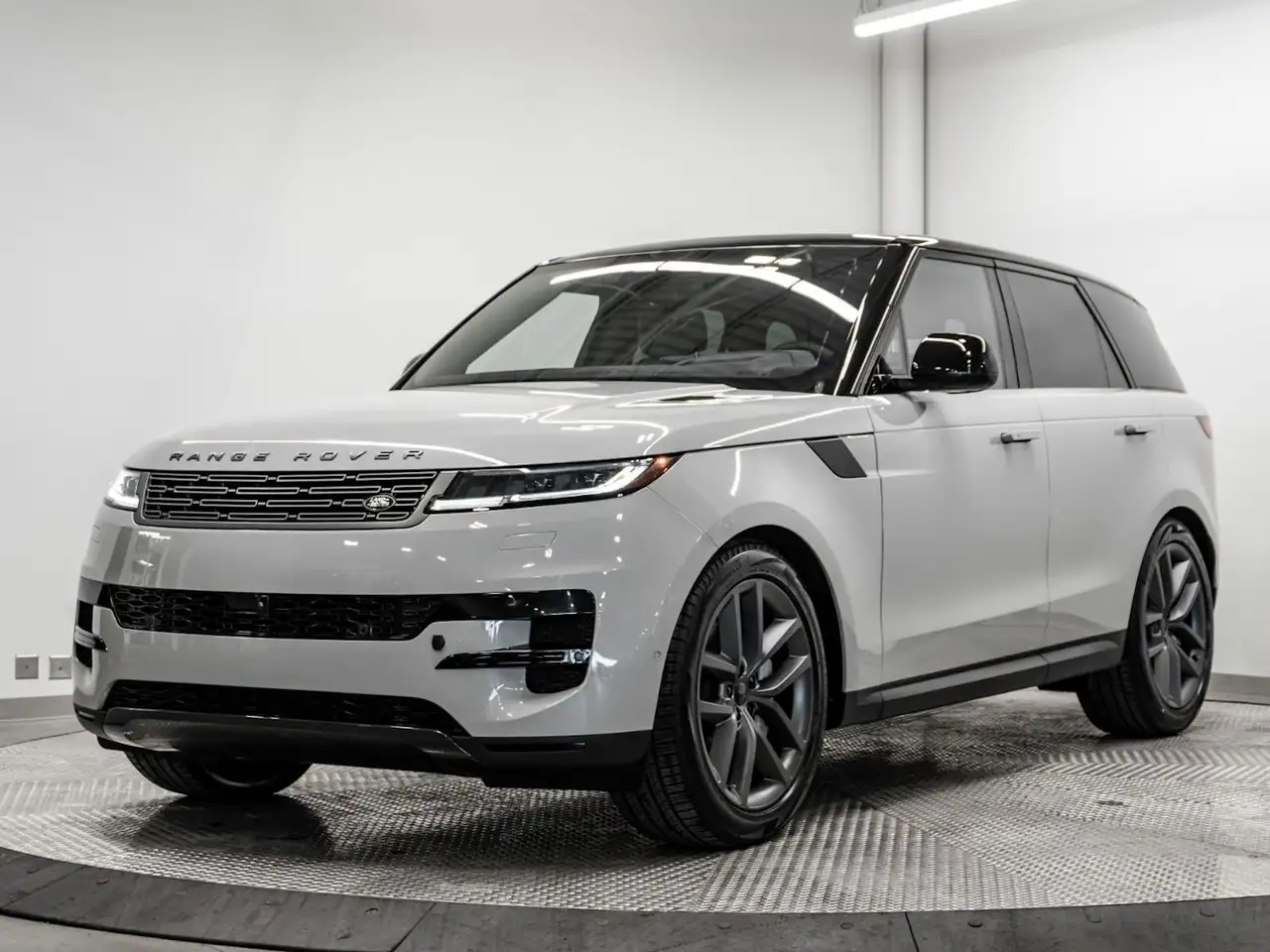 2026 Land Rover Range Rover Sport