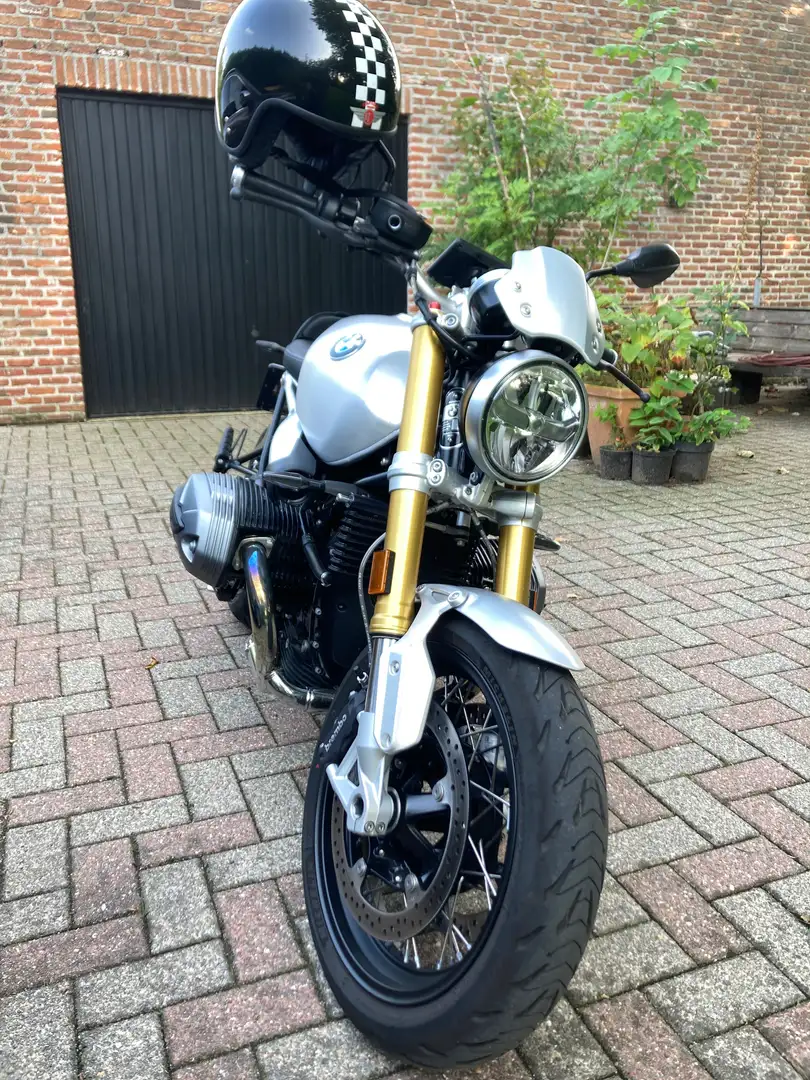 BMW R nineT Argent - 1