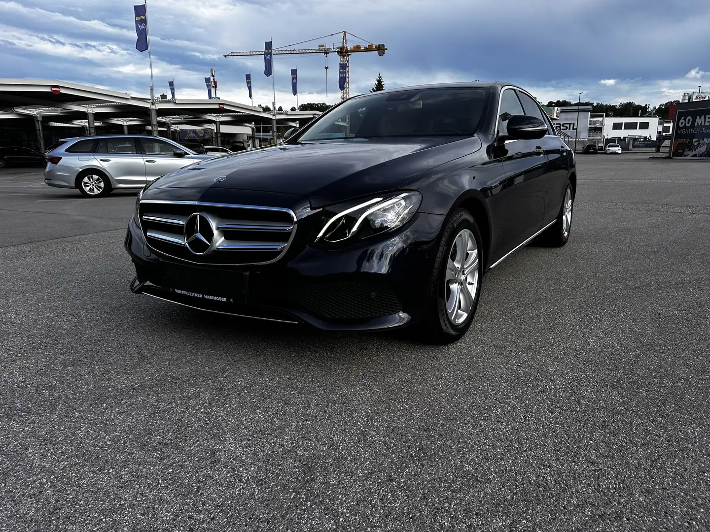 Mercedes-Benz E 220 d Avantgarde Aut. - 1