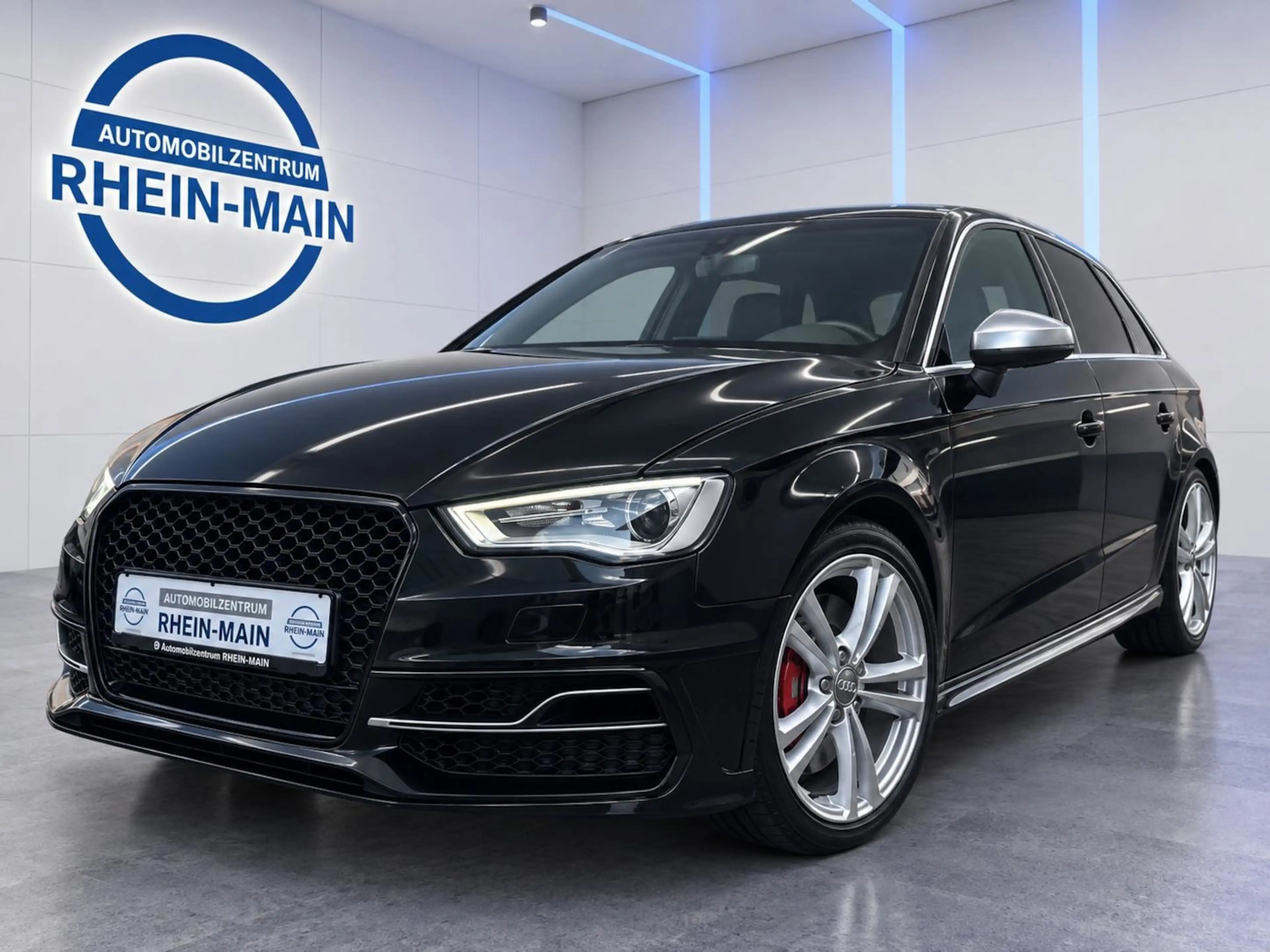 Audi S3 2.0 TFSI quattro 18ZOLL PDC SCHALTER