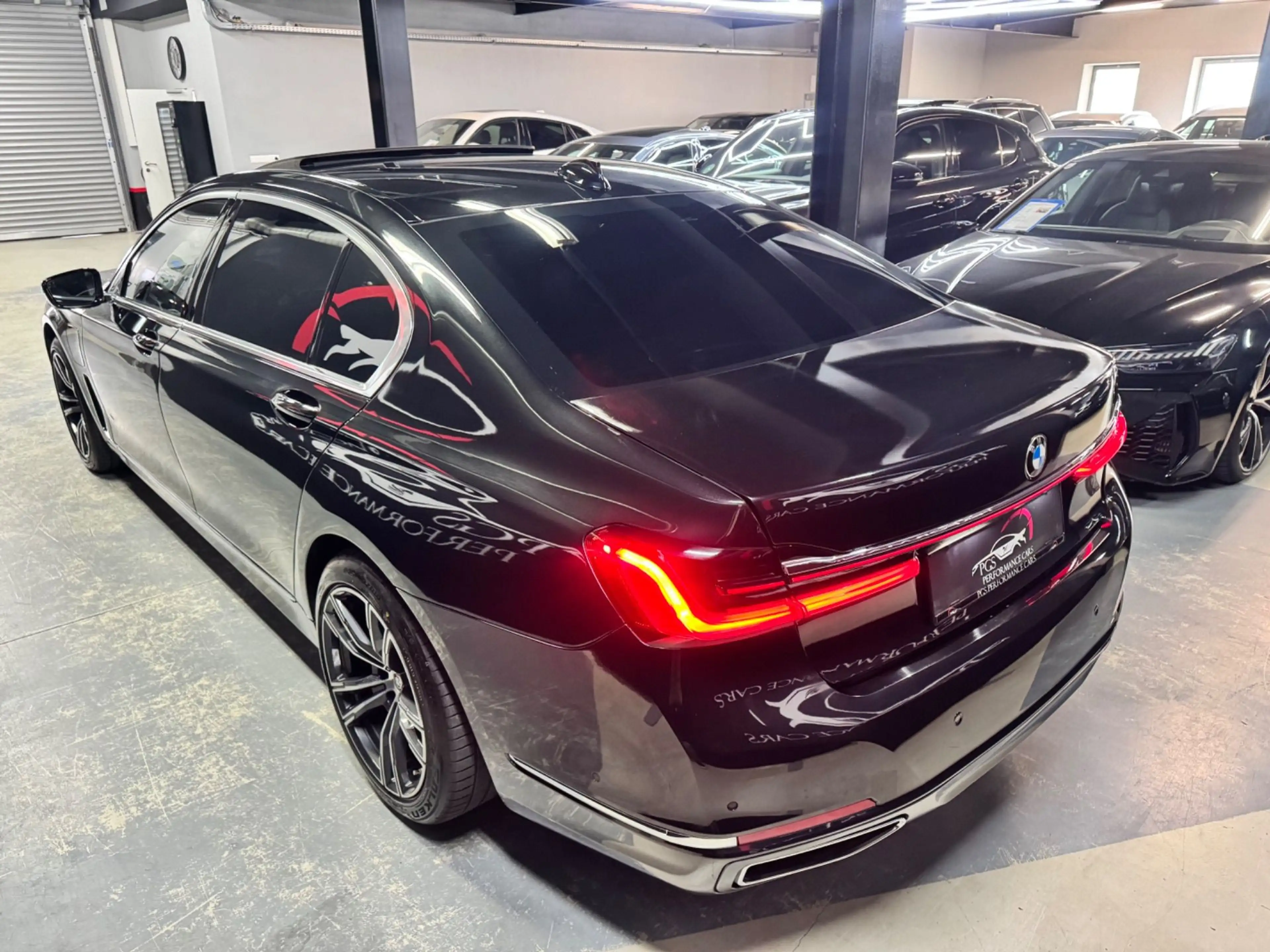 BMW 745 7er-Reihe Hybrid Allrad (G12) xDrive Aut. — photo 7