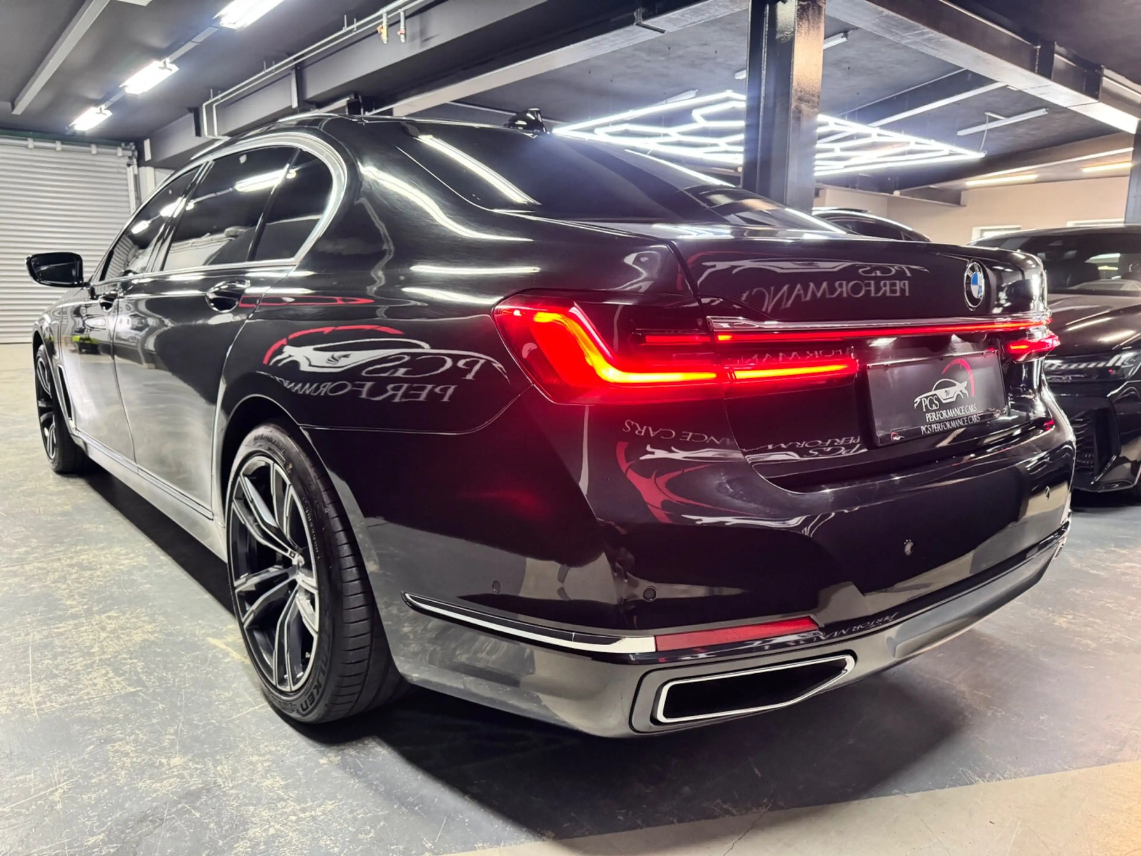 BMW 745 7er-Reihe Hybrid Allrad (G12) xDrive Aut. — photo 8